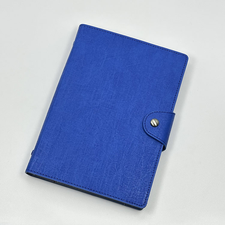 looseleaf notebook